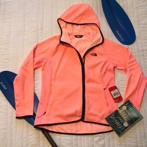 Northface / Brand New with tags / Active Fit / XL